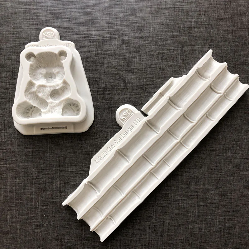 Create Stunning Cakes Effortlessly with the Versatile Bamboo Silicone Decorating Mold